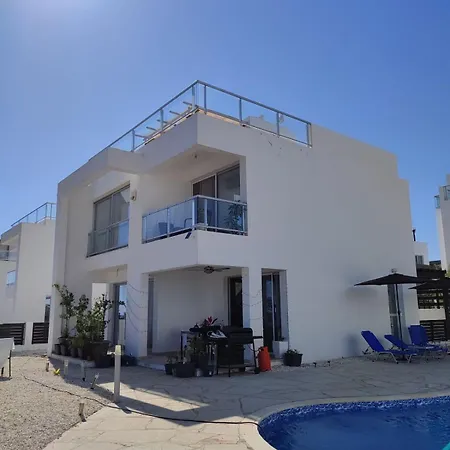 3 Bedroom Panorama Seaview Pool Вилла Корал-Бэй
