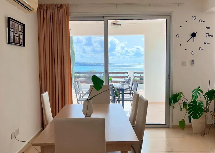 3 Bedroom Panorama Seaview Pool *