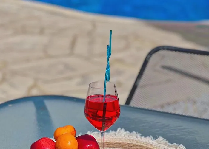 3 Bedroom Panorama Seaview Pool *